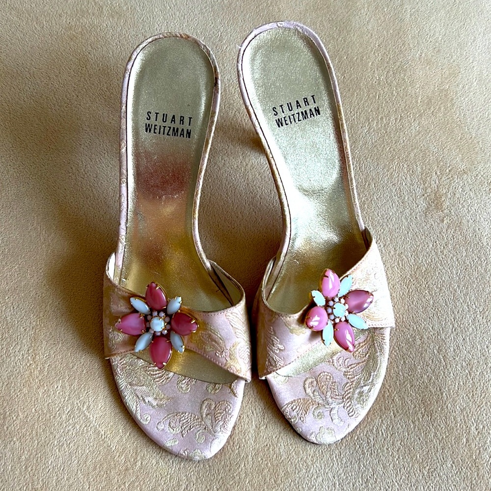Stuart Weitzman 7 M